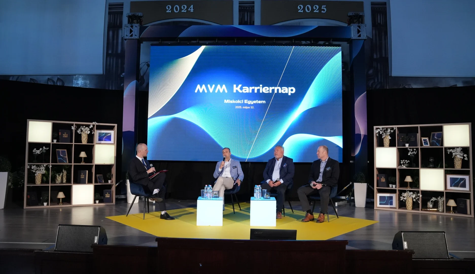 25-05-12_MVM-karriernap (1)