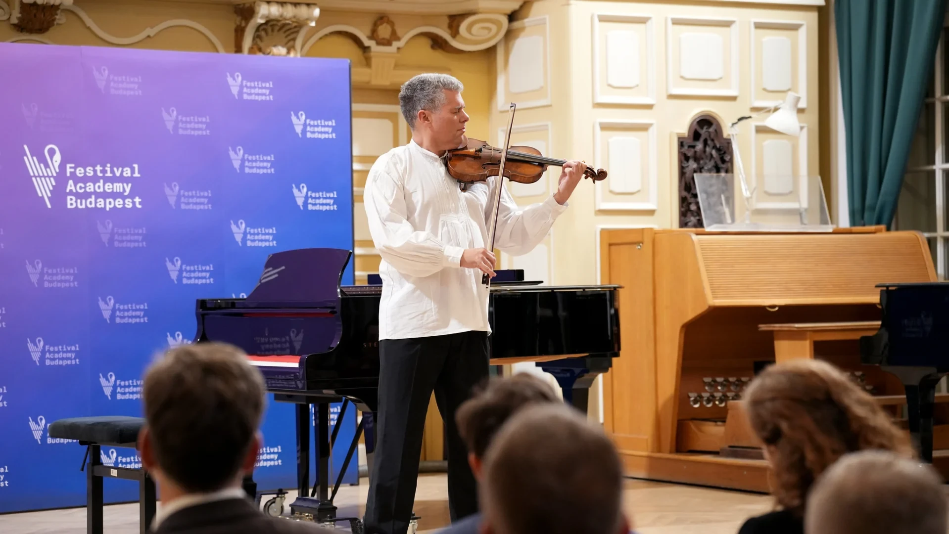 25-11-13_hubay-verseny_zenepalota (2)