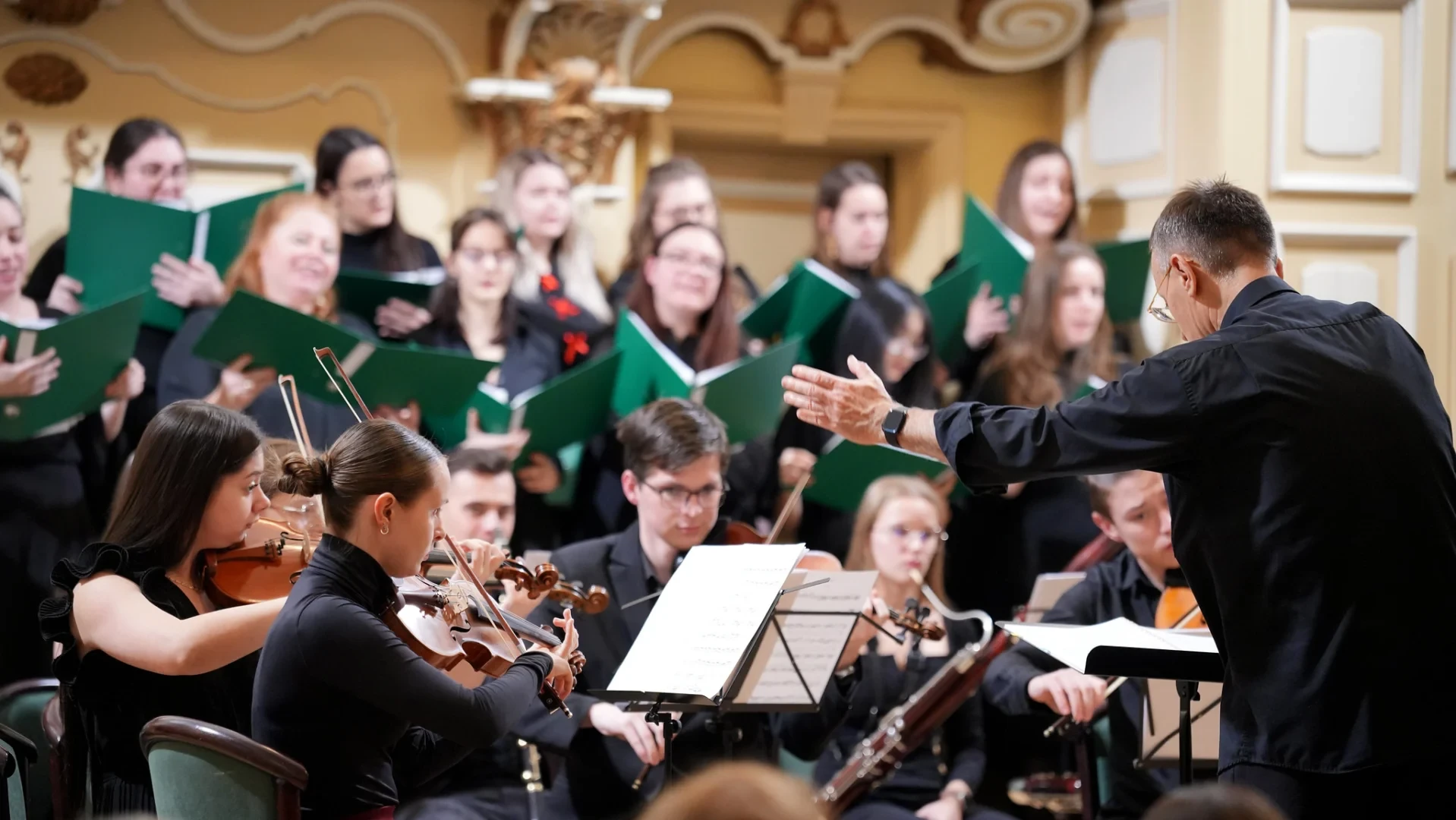 25-12-16_karacsonyi-hangverseny (2)