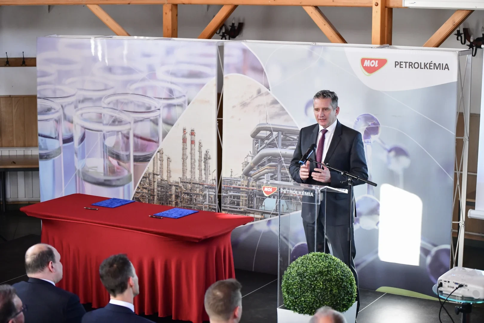 54323052704_f65b258a83_k