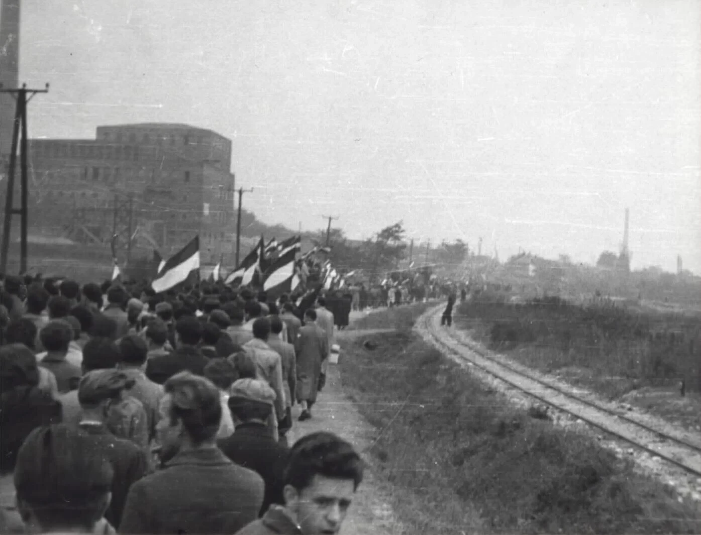 Felvonulás, 1956.10.25. 002